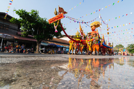 SUKHOTHAI, THAILAND - 13 APRIL 2019: Thai people celebrating New Year Songkran Water Festival on the street.のeditorial素材