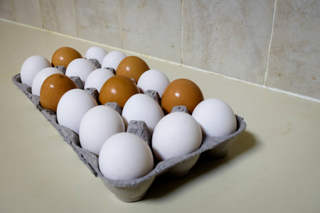 mix color egg in the hard package