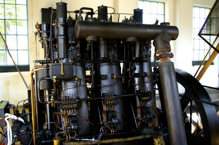 Big diesel engine from 1930 still working like water pump のeditorial素材