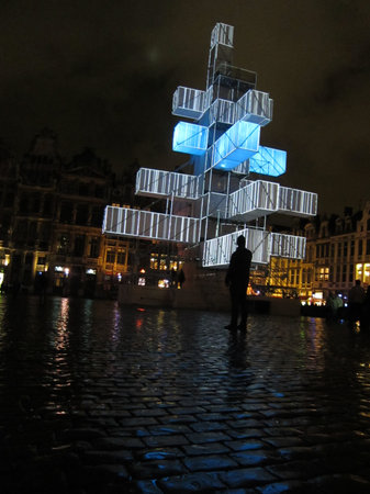 Christmas tree in Brusselsのeditorial素材