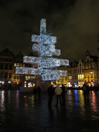 Christmas tree in Brusselsのeditorial素材