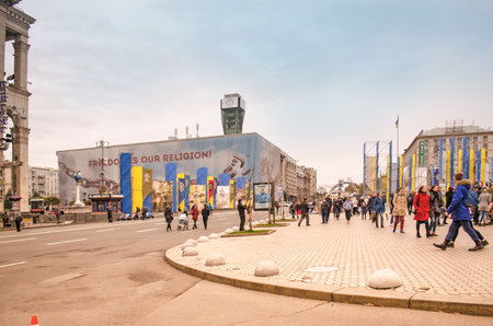 Kiev, Ukraine - October 29, 2017: View of central Khreschatyk street. Khreschatyk street is blocked for traffic on weekendsのeditorial素材