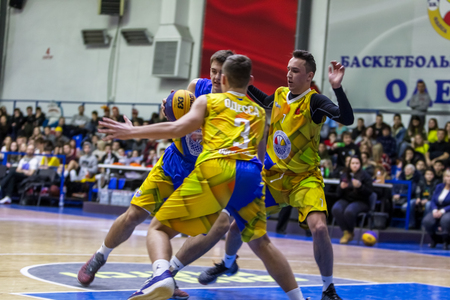Odessa, Ukraine - Feb. 16, 2019: Sporting holiday children's basketball school league. Teenagers play basketball, participate in children's sports competitions during celebration of children's clubのeditorial素材