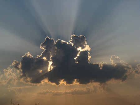 Sunny cloudの写真素材