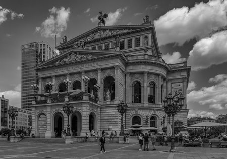 View of the Old Opera and Opernplatz, Frankfurt, Germanyのeditorial素材