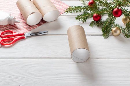 Christmas DIY with your own hands. Step-by-step instructions for making an advent calendar from a toilet paper sleeve. Zero waste. step 1の写真素材