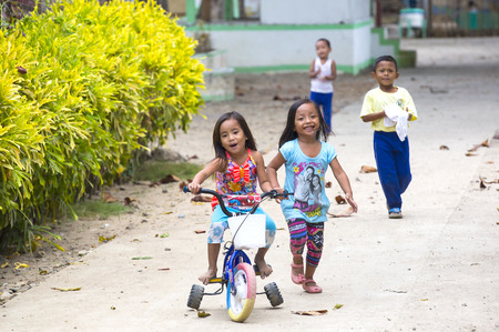 BUKANA, PHILIPPINES - FEB. 10: The life of the inhabitants of the Philippine fishing village FEB. 10, 2016 in Bucana Philippinesのeditorial素材