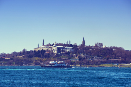ISTANBUL, TURKEY - 3 APRIL, 2017: Panorama of view from the Golden Horn on the duct slopes Cityのeditorial素材