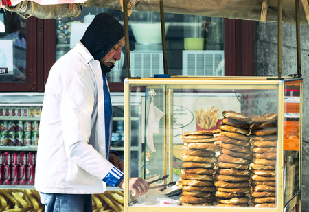 ISTANBUL, TURKEY - 1 APRIL, 2017: Street sales of traditional Turkish bagels Simit, are on the streets of Istanbul in Turkeyのeditorial素材