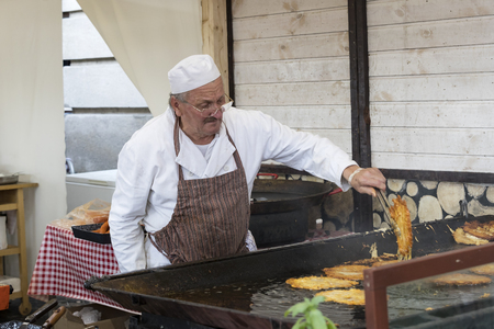 BUDAPEST, HUNGARY - 20 AUGUST 2017: Traditional folk fair in honor of St. Istvan and the first hlet in Hungary with folk craftsmen.Budapest. Hungaryのeditorial素材