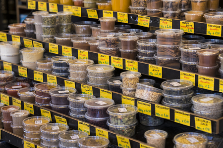 23 AUGUST 2017, VIENNA, AUSTRIA: The oldest in Vienna is the Naschmarkt Market with products of alcoholic fruits and vegetables.のeditorial素材