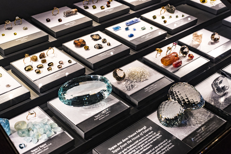 3 SEPTEMBER 2018, VIENNA, AUSTRIA: Exposition of precious and semiprecious stones processed and not processed in the Museum of Natural History, Vienna.のeditorial素材