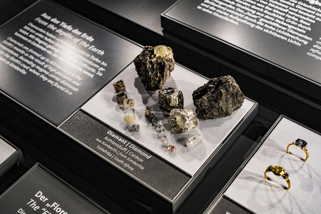 3 SEPTEMBER 2018, VIENNA, AUSTRIA: Exposition of precious and semiprecious stones processed and not processed in the Museum of Natural History, Vienna.のeditorial素材