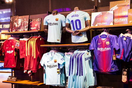 BARCELONA, SPAIN - 12th JANUARY 2018 Official Storeのeditorial素材