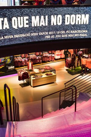 BARCELONA, SPAIN - 12th JANUARY 2018 Official Storeのeditorial素材