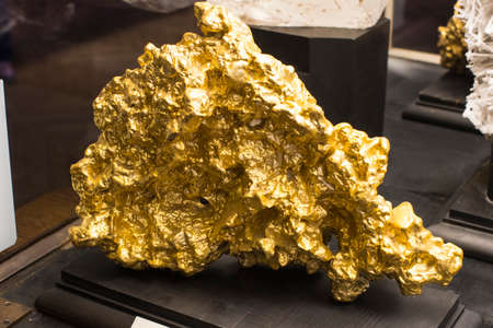 VIENNA, AUSTRIA - 3 SEPTEMBER 2018: Collection of minerals of stones and metals Museum of Natural History, Vienna.のeditorial素材