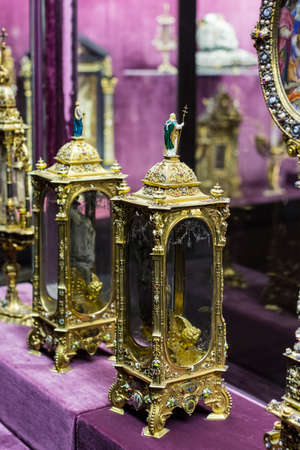 MUNICH, GERMANY - NOVEMBER 27, 2018: The Bavarian kings.のeditorial素材