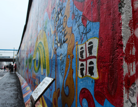 Sardinian flag on the Berlin's wallのeditorial素材