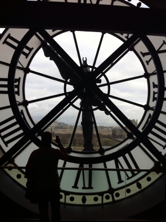 Big clock at Orsay Museum Parisの素材