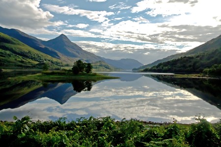 Loch Leven in the Highlands of Scotlandの写真素材