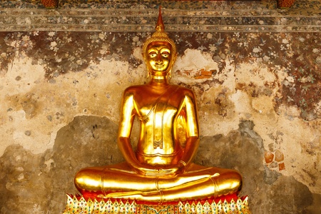 Golden Buddhaの写真素材