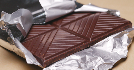 Dark chocolate bar 