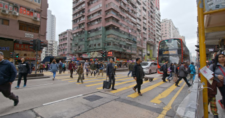 Jordan, Hong Kong - 12 December 2018: People cross the roadのeditorial素材