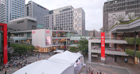 Xinyi District, Taiwan, 30 May 2018:- Business district in Taipeiのeditorial素材