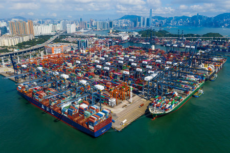 Kwai Chung, Hong Kong 15 May 2019: Kwai Chung Cargo Terminal in Hong Kong cityのeditorial素材