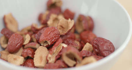 Prepare dried red jujubeの写真素材