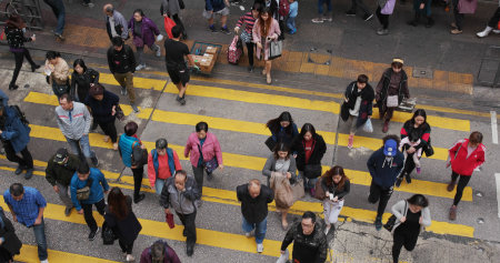 Mong Kong, Hong Kong, 28 February 2018:- Top view of people crossing the roadのeditorial素材