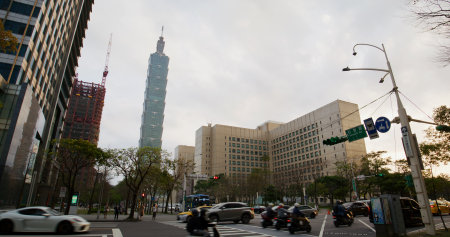 Taipei, Taiwan 12 March 2022: Taipei 101 city landmark with city street viewのeditorial素材