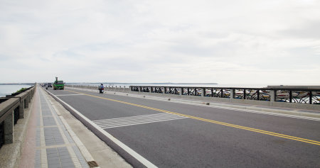 Penghu, Taiwan 27 June 2022: Penghu great bridge in Taiwanのeditorial素材