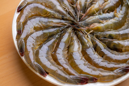 Fresh raw shrimp prepare for hot potの写真素材
