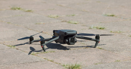 Hong Kong 29 November 2021: Dji Mavic 3のeditorial素材