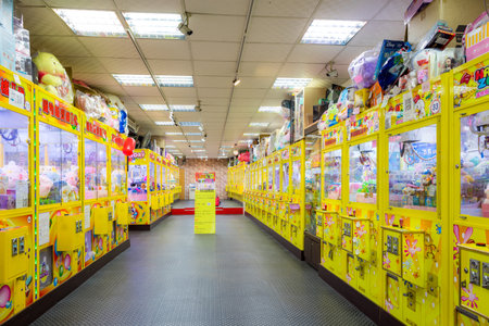 Taiwan 26 September 2023: Claw machine shop in taiwanの写真素材