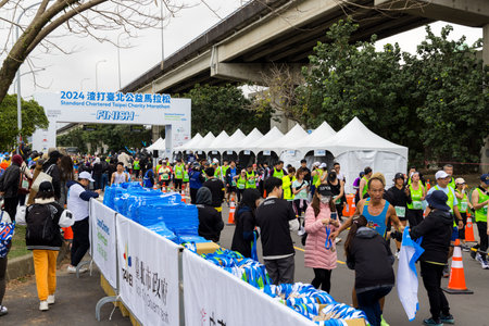 Taipei, Taiwan 25 February 2024: Standard Chartered Taipei Charity Marathonのeditorial素材