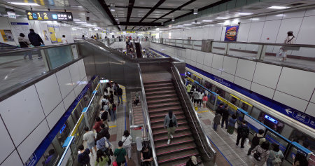 Taipei, Taiwan, 14 march 2022: Zhongxiao Xinsheng metro stationの写真素材