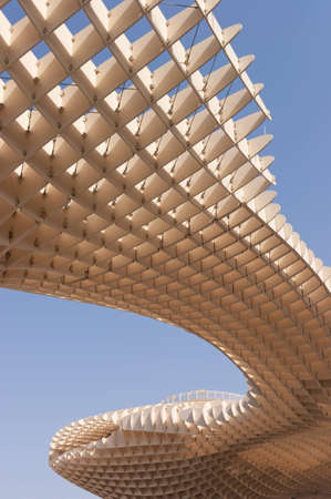 The Metropol Parasol in Plaza de la Encarnacion in Seville, designed by J. Mayer H. architects. This futuristic structure, which was inaugurated in 2011, is made from bonded timber with a polyurethane coating. It houses a market, a museum and an elevated のeditorial素材