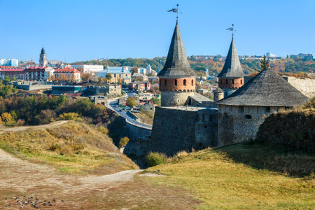 KAMIANETS-PODILSKY, UKRAINE - OCTOBER 17, 2018: View of Kamianets-Podilsky famous ancient fortress and part of the town in the autumn.のeditorial素材