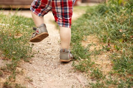 baby feet go in the summer