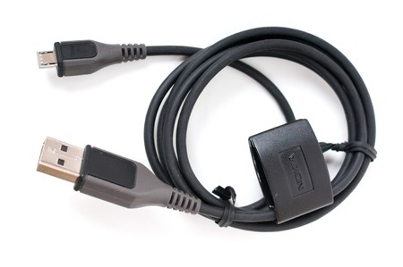 usb to micro-usb cable isolated on white backgroundの写真素材