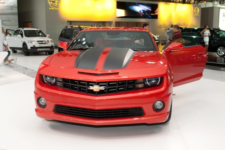 MOSCOW, RUSSIA - August 26: Moscow International Automobile Salon 2010. Chevrolet Camaro - Russian premiereのeditorial素材