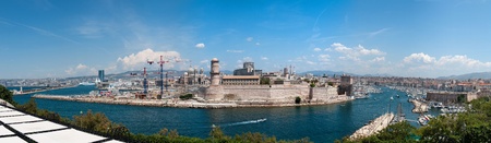 MARSEILLE, FRANCE - MAY 22, 2011: View on commercial port, Fort Saint-Jean and Old port (Vieux Port) on May 22, 2011, Marseille, Franceのeditorial素材