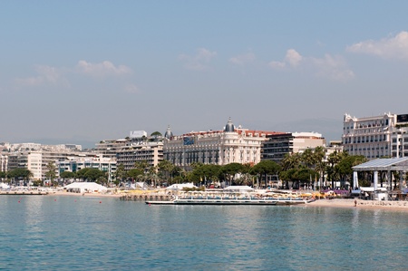 CANNES, FRANCE - MAY 23, 2011: Coastline and Croisette bulevard with luxury hotel in Cannes on May 23, 2011 in Cannes, France.のeditorial素材