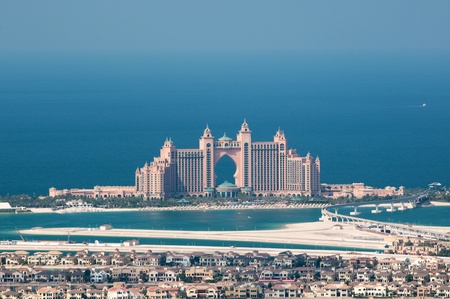 View on artificial island Palm Jumeirah and Atlantis hotel, Dubai, United Arab Emiratesのeditorial素材