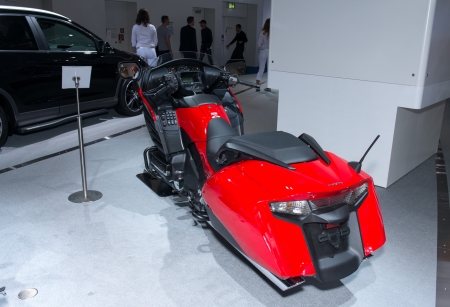 FRANKFURT, GERMANY - SEPTEMBER 11: Frankfurt international motor show (IAA) 2013. Honda Gold Wingのeditorial素材