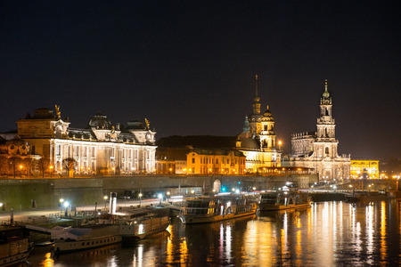 Night scene in Dresden, Germany. City center and river Elbaのeditorial素材