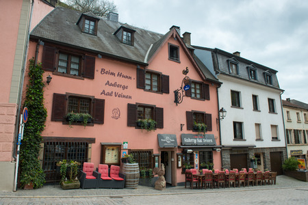 VIANDEN, LUXEMBOURG - APRIL 6, 2014: Old street in Vianden old historical city in Luxemburg on April 6.のeditorial素材