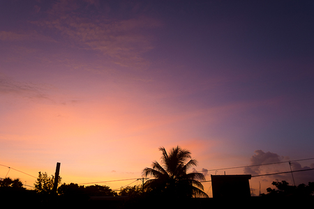 Sunrise in the neighborhood.の写真素材